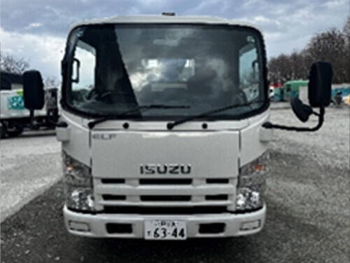 八戸100す6344(いすゞ)正面